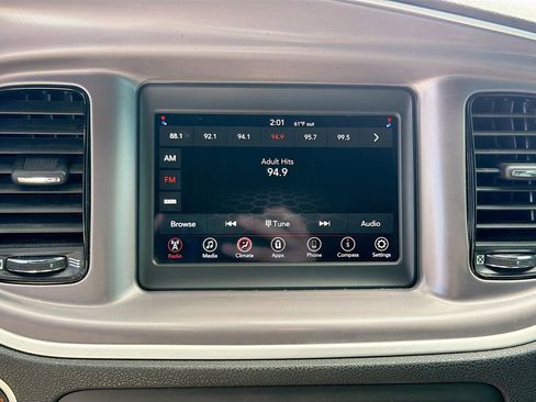 Used 2022 Dodge Charger SXT w/ Blacktop Package image 28