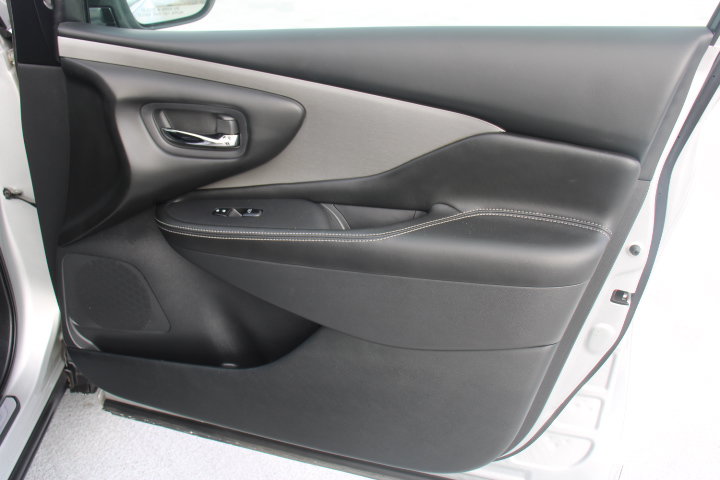 Used 2019 Nissan Murano SV FWD image 18