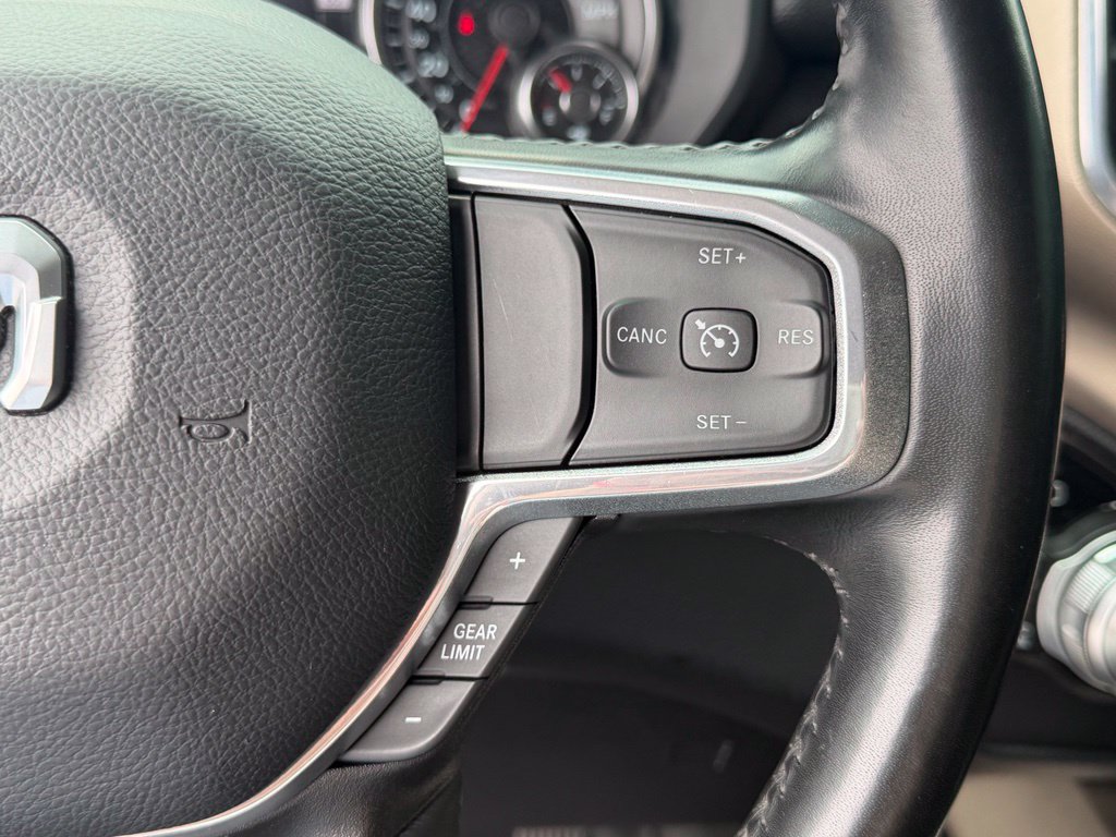 Used 2022 RAM 1500 Laramie AWD/4WD image 19