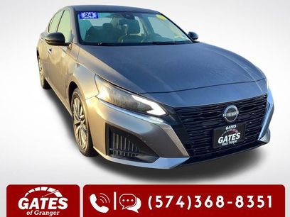 Used 2024 Nissan Altima 2.5 SV