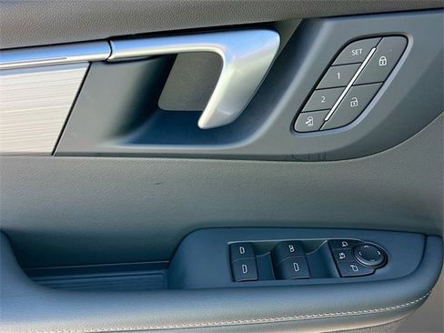 New 2026 Buick Enclave Preferred w/ Power Package image 13