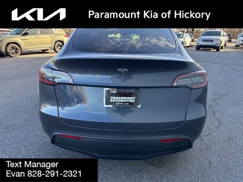Used 2022 Tesla Model Y Long Range image 6