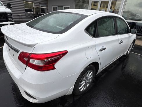 Used 2017 Nissan Sentra S w/ S Style Package image 6