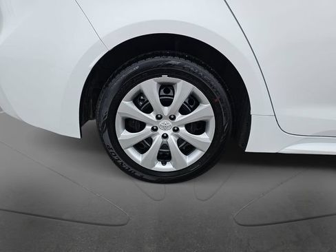 Used 2026 Toyota Corolla LE FWD image 28