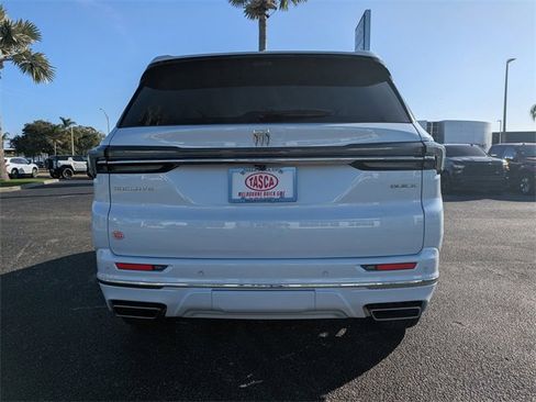 New 2026 Buick Enclave Avenir w/ Super Cruise Package image 5