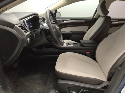 Used 2019 Ford Fusion SE w/ Equipment Group 151A image 17