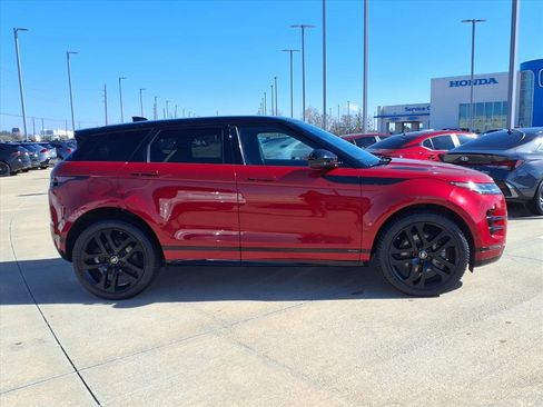 Used 2020 Land Rover Range Rover Evoque R-Dynamic SE image 8