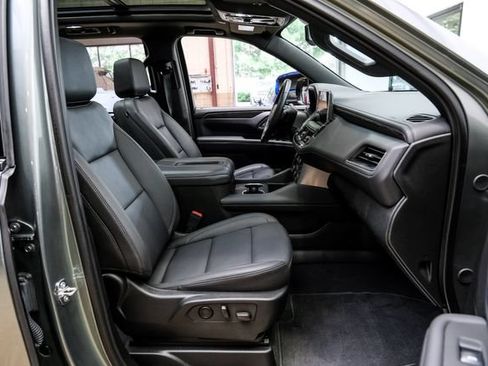 Used 2024 Chevrolet Tahoe Z71 w/ Z71 Off-Road Package AWD/4WD image 59