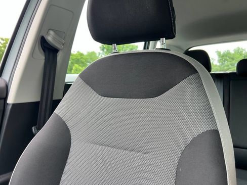 Certified 2023 Volkswagen Taos S FWD image 23