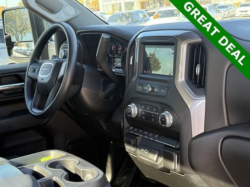 Used 2024 GMC Sierra 2500 Pro w/ 1SA Pro Safety Plus Package image 33
