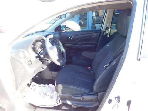 Used 2017 Nissan Versa SV image 18
