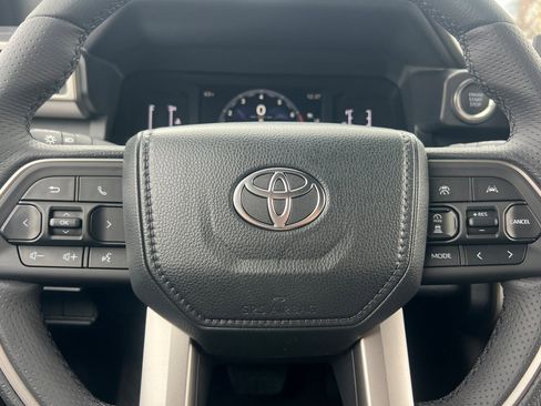 New 2026 Toyota 4Runner SR5 image 26