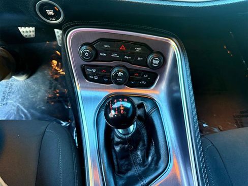 Used 2018 Dodge Challenger T/A image 30