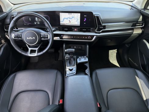 Certified 2025 Kia Sportage EX w/ Premium Package FWD image 8