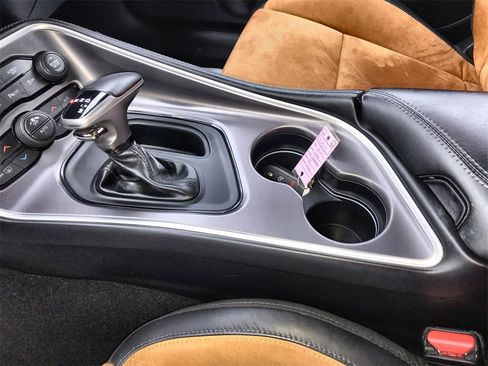 Used 2020 Dodge Challenger R/T w/ Plus Package image 20