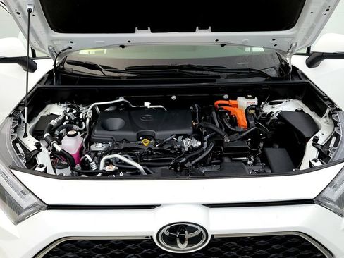 Certified 2025 Toyota RAV4 SE w/ Weather & Moonroof Package AWD/4WD image 15