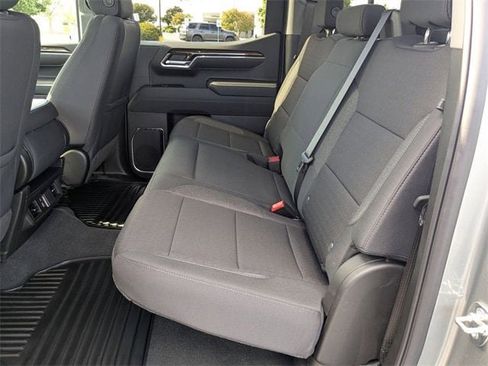 New 2026 GMC Sierra 1500 SLE w/ Preferred Package image 29