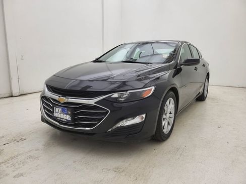 Used 2022 Chevrolet Malibu LT w/ Leather Package image 19