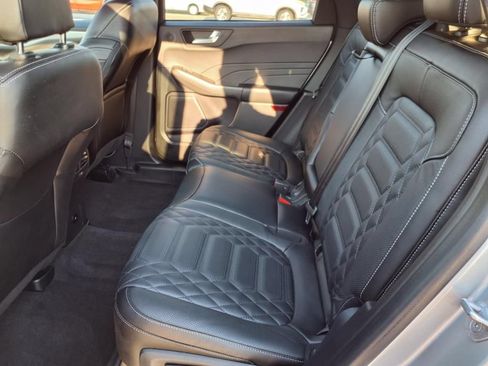 Used 2024 Ford Escape SE w/ PHEV Premium Package FWD image 13