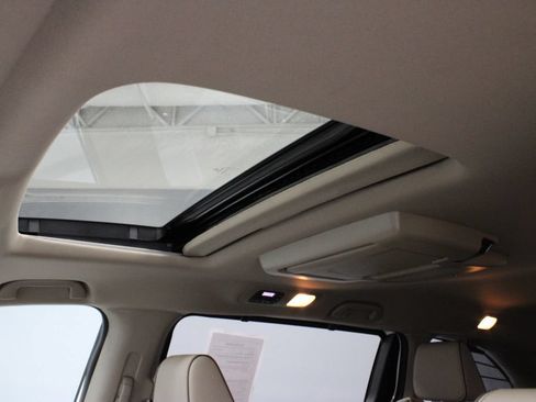 Used 2023 Honda Odyssey Elite image 34