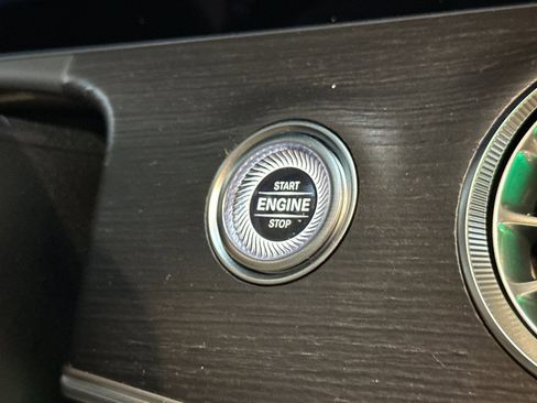 Certified 2024 Mercedes-Benz AMG GT 43 image 28