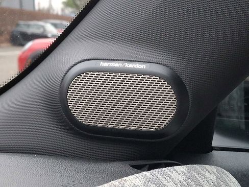 Certified 2025 MINI Cooper S image 23