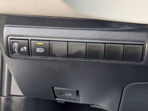 Used 2025 Toyota Corolla LE w/ Convenience Package FWD image 23