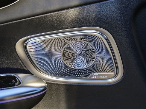 New 2025 Mercedes-Benz GLC 43 AMG 4MATIC image 30