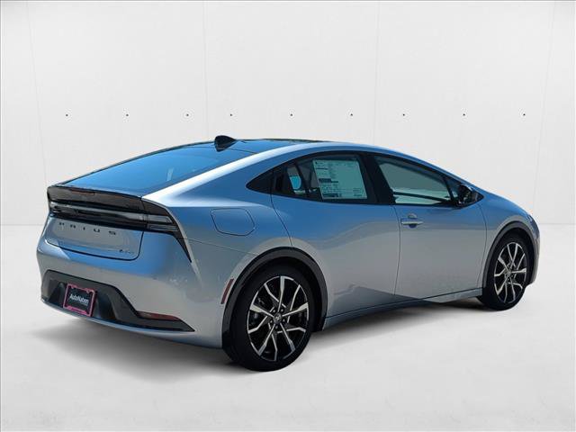 New 2026 Toyota Prius Plug-In Hybrid FWD image 5