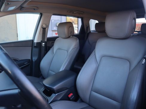 Used 2017 Hyundai Santa Fe AWD w/ SE Ultimate Tech Package 03 image 64