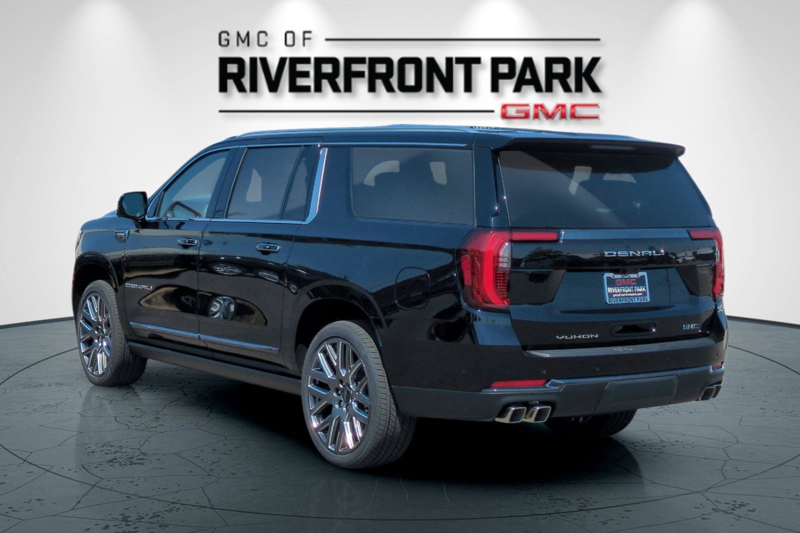 Used 2026 GMC Yukon XL Denali Ultimate AWD/4WD image 6