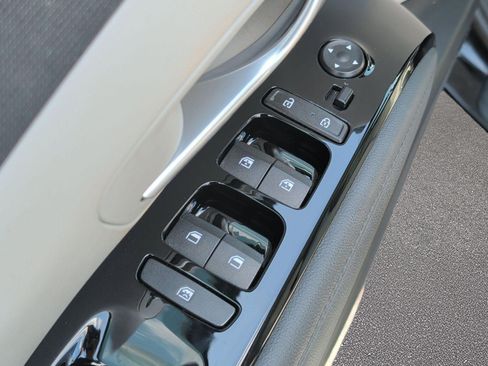 Used 2023 Hyundai Tucson Limited AWD/4WD image 9