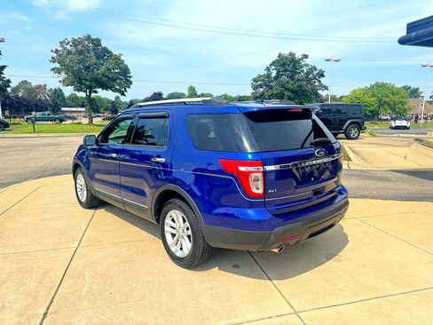 Used 2013 Ford Explorer XLT image 7