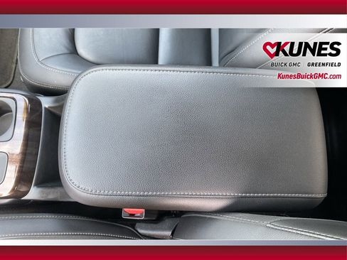 Used 2022 GMC Canyon Elevation image 35