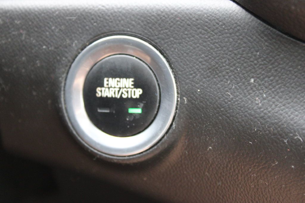 Used 2020 GMC Terrain SLT w/ Preferred Package FWD image 25