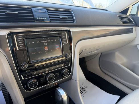 Used 2018 Volkswagen Passat 2.0T S image 16