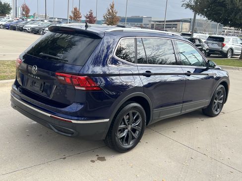 Certified 2023 Volkswagen Tiguan SE w/ Panoramic Sunroof Package image 10