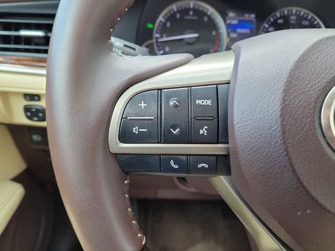 Used 2017 Lexus ES 350 w/ Navigation System Package FWD image 26