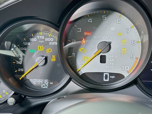 Certified 2019 Porsche 911 GT3 RS RWD image 13
