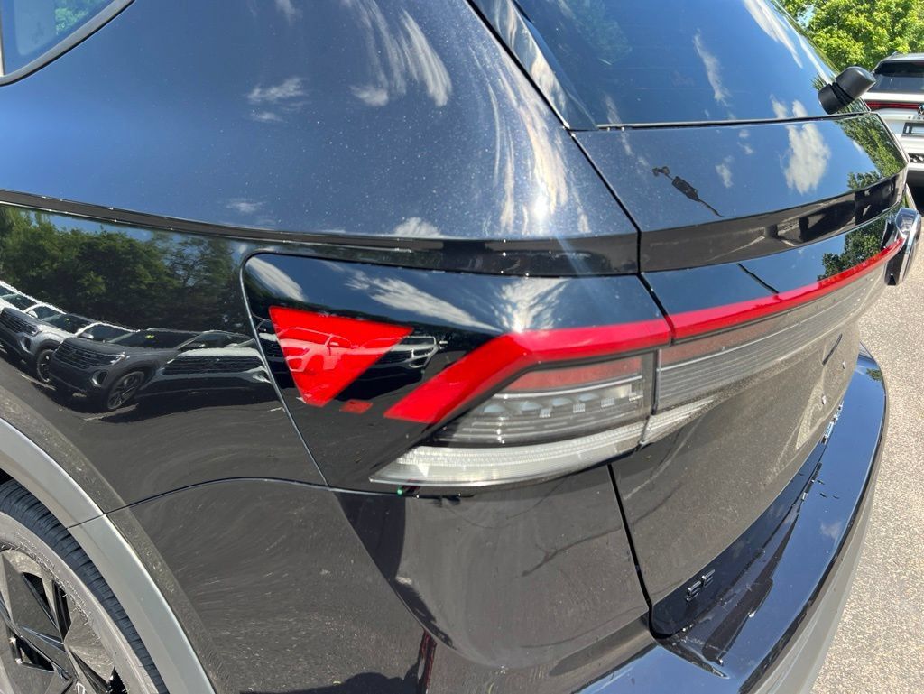 New 2026 Volkswagen Taos SE FWD image 13