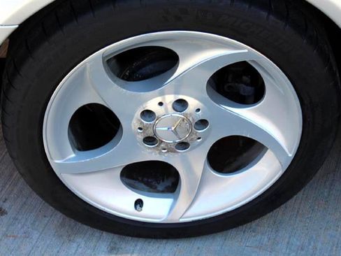 Used 2005 Mercedes-Benz SL 500 image 22