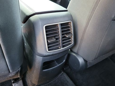 Used 2023 Kia Sportage LX FWD image 15