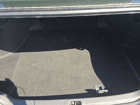 Used 2025 Toyota Camry LE image 15