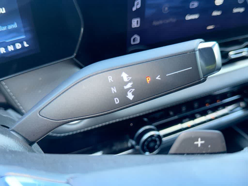 Used 2025 Chevrolet Equinox LT FWD image 20