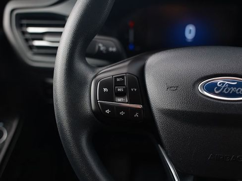 Used 2025 Ford Escape Active FWD image 20