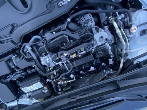 Used 2024 Toyota Corolla LE image 10