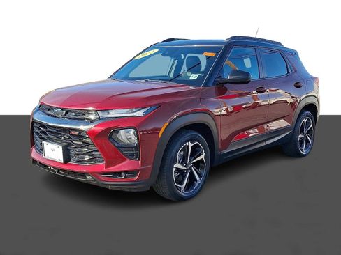 Used 2022 Chevrolet TrailBlazer RS w/ Technology Package image 3