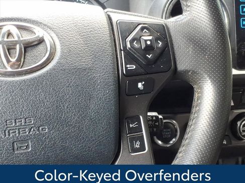 Used 2018 Toyota Tacoma TRD Sport AWD/4WD image 13