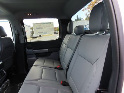 New 2025 Ford F150 Lightning Flash image 18