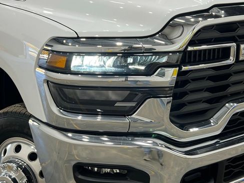 New 2025 RAM 3500 Tradesman w/ Chrome Appearance Group image 34